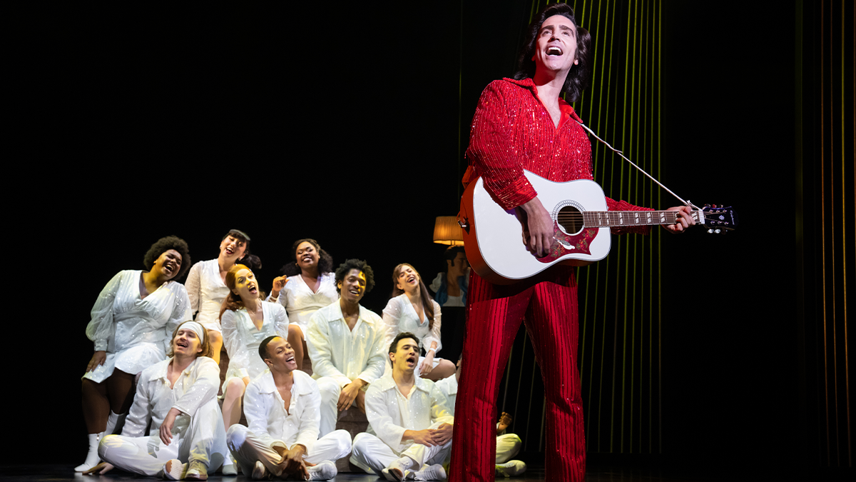 A Beautiful Noise: The Neil Diamond Musical - Broadway At The National